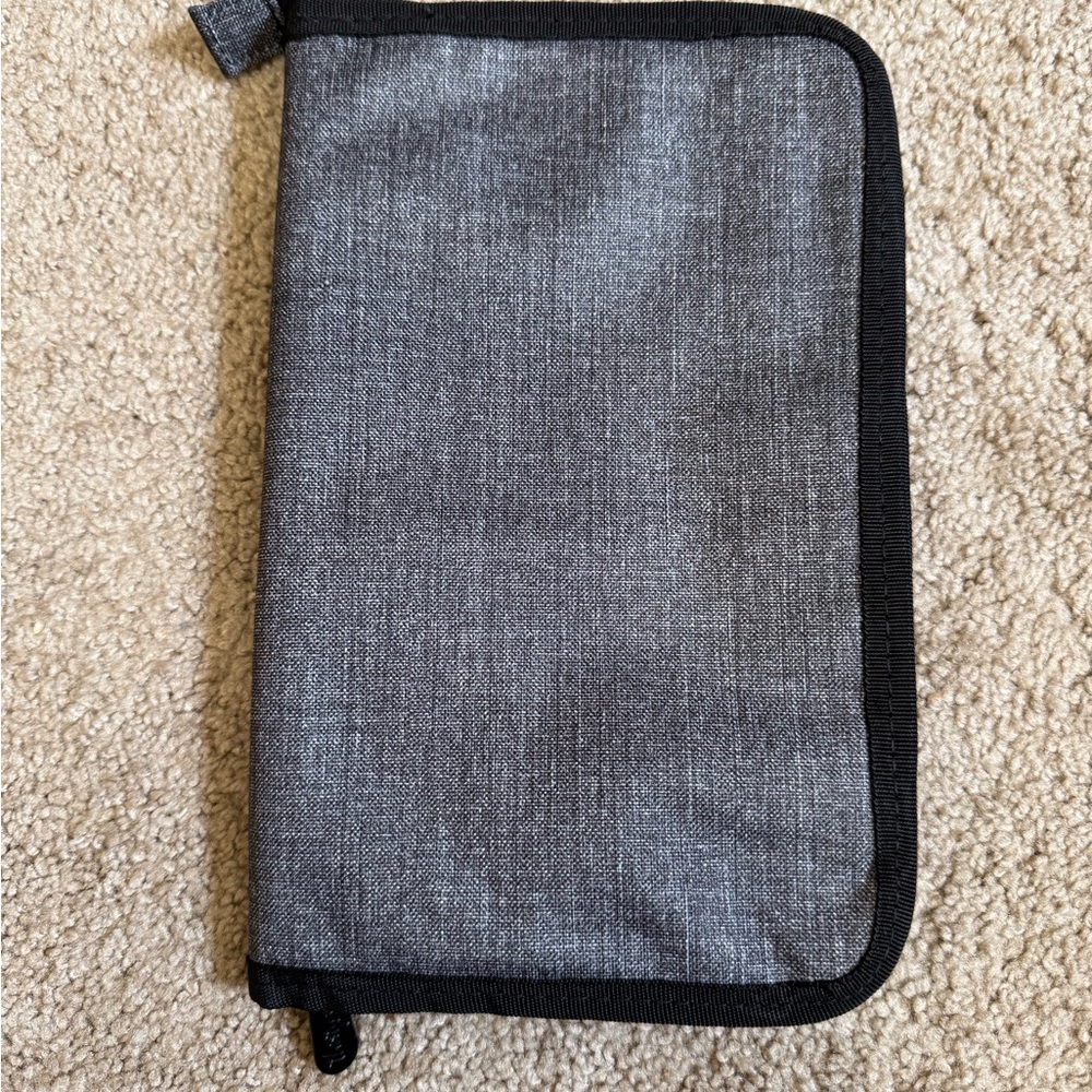 Thirty-One Get Creative Zipper Pouch